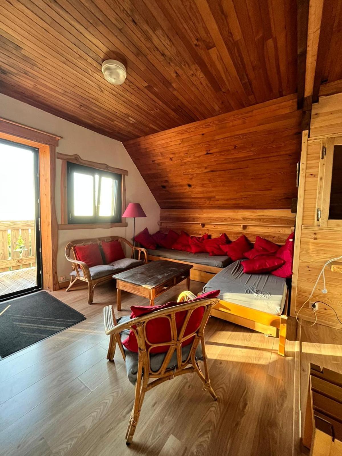 Отель Refuge De La Banne Murat-le-Quaire Экстерьер фото